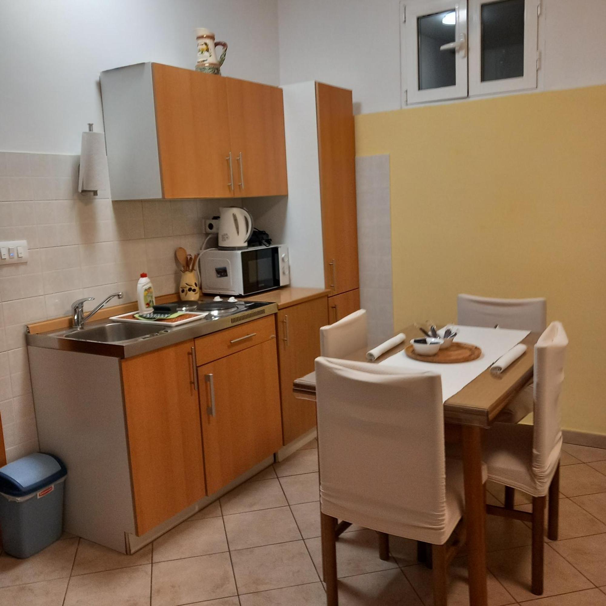 Apartmani Bozic-Omišalj Zewnętrze zdjęcie